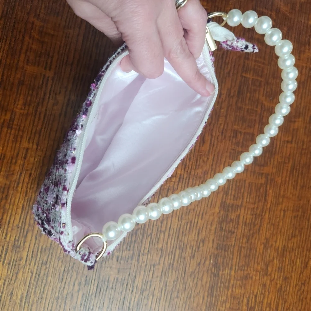 3/$25 Like new‎ CREWCUTS Mini Tweed pink and purple purse with pearl handles